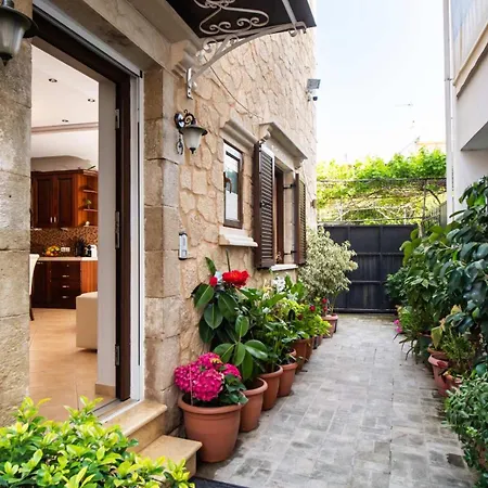 Elvira's House Lefkada City