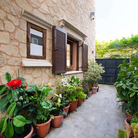 بيت للعطل Elvira's House *